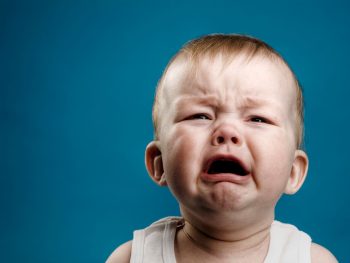 Como fazer uma criança parar de chorar imediatamente com uma pergunta simples