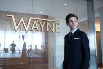 Gotham – Bruce começa sua transformação para se tornar Batman
