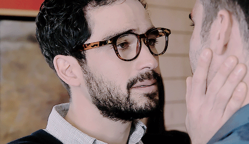 Alfonso Herrera O Hernando De Sense8 Falou Sobre Episodio Especial Na Comic Con Fatos Desconhecidos