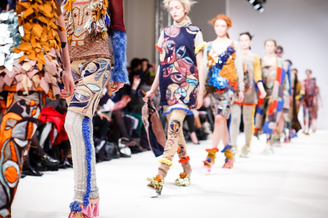7 itens da moda que surgiram com propósitos muito diferentes