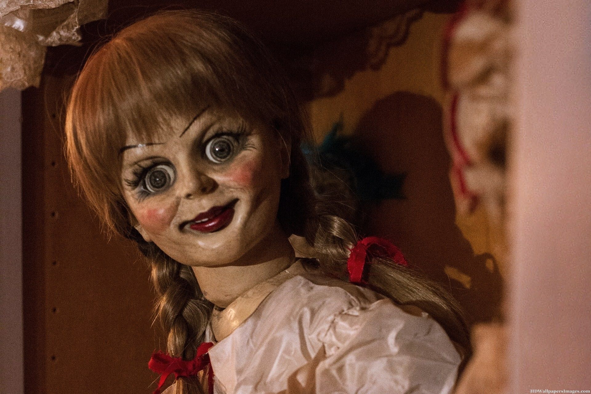 Conheça a verdadeira história por trás da boneca Annabelle
