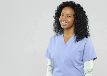 13 atores que não deverão voltar para suas séries esse ano