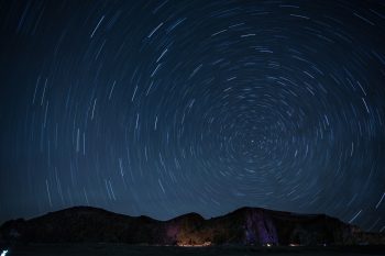 Nesta madrugada você poderá observar a chuva de estrelas cadentes Perseidas