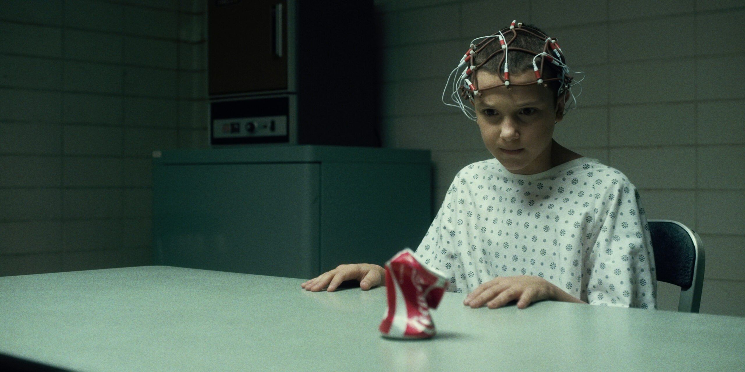 Stranger Things - Conheça o programa governamental que inspirou a série