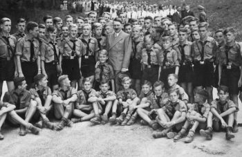 7 coisas que as ‘crianças de Hitler’ aprendiam