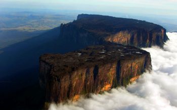 10 lugares no Brasil que todo mundo precisa conhecer