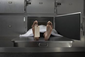 7 confissões arrepiantes dos trabalhadores de necrotérios que são obrigados a enfrentar