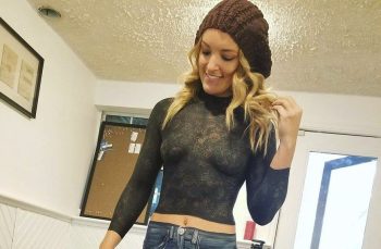 Essa mulher decidiu ir ao shopping ‘sem roupa’, veja a reação das pessoas