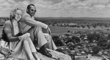 Conheça a história do príncipe africano que abandonou o trono para se casar