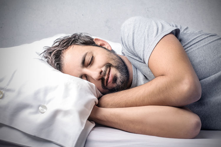 Sono polifásico é o método que promete o descanso total do corpo em apenas 3 horas