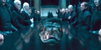 Trailer de Animais Fantásticos 2 pode ter mostrado a origem de Nagini, a cobra de Voldemort