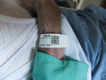 Depois que seus pais o culparam durante 14 anos pela morte do avô, ele revela a verdade sobre isso