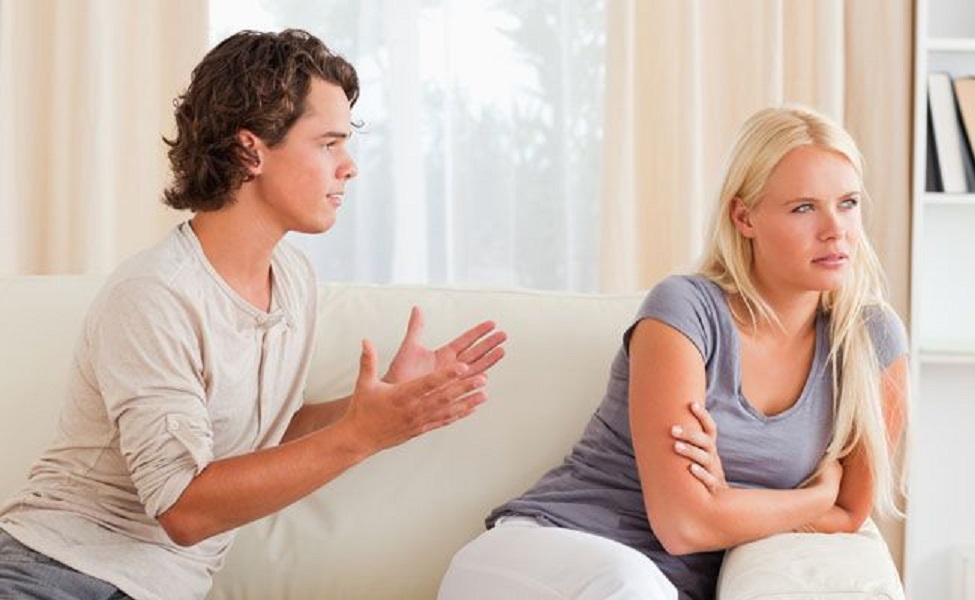 7 sinais que você se tornou escravo emocional de alguém