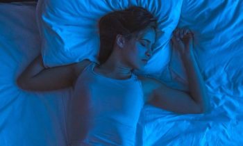 Qual é mais prejudicial: dormir pouco ou dormir muito?