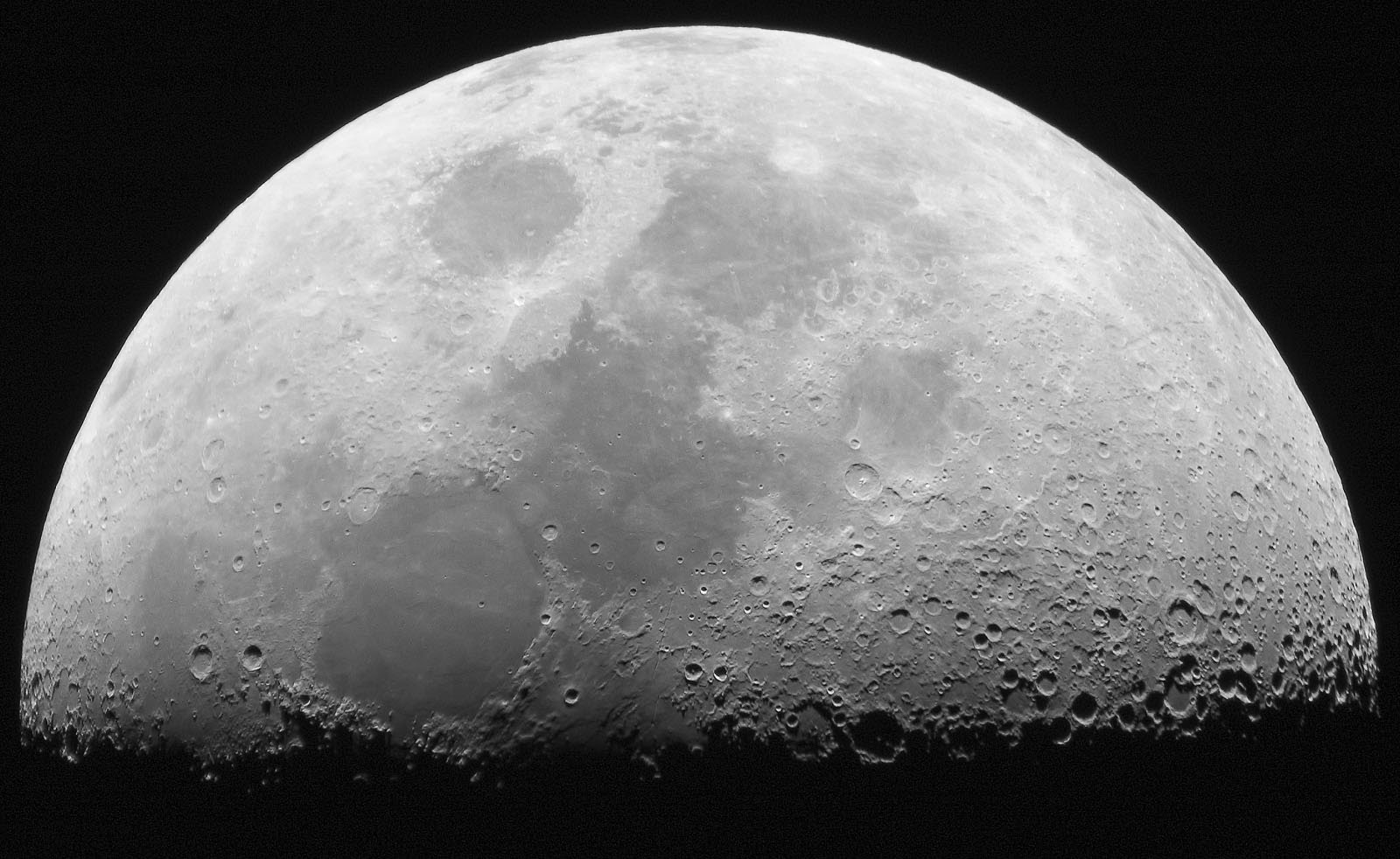 7 coisas mais incríveis e loucas já ditas sobre a Lua