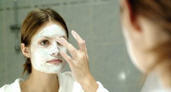 7 ingredientes perigosos que são usados em cosméticos