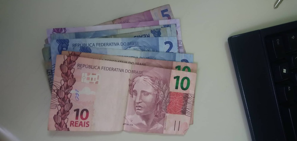 Garoto usa dinheiro que ganhou de aniversário para amigo ir em excursão escolar