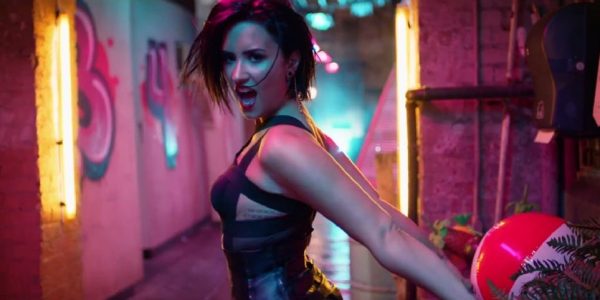 Demi Lovato Music Video 7 CELEBRIDADES INFANTIS DA DISNEY QUE ACABARAM SURTANDO EM ALGUM MOMENTO Demi Lovato Music Video