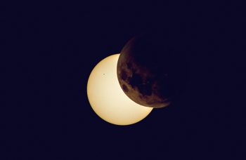 Uma super lua de sangue poderá ser vista no mês que vem