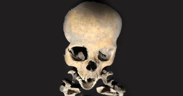 4a toltec child skeleton 7 CIVILIZAÇÕES ANTIGAS QUE SACRIFICAVAM CRIANÇAS 4a toltec child skeleton