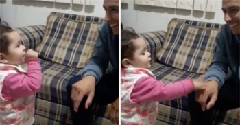 Bebê tenta falar em língua de sinais com pai deficiente