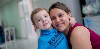 Mãe ganha Netflix personalizada após implorar a volta de Procurando Nemo para filho autista