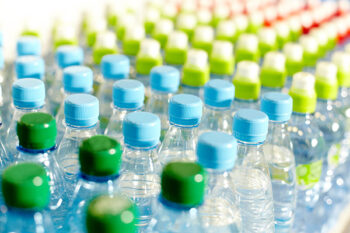Entenda como a Noruega recicla cerca de 97% do lixo plástico