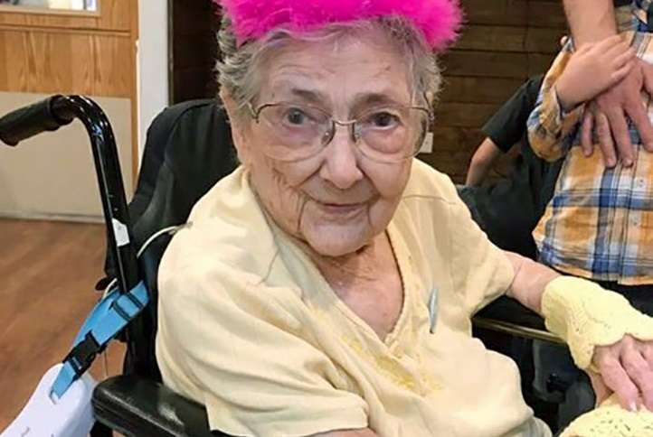 Conheça a mulher que viveu quase 100 anos com os órgãos do lado errado do corpo