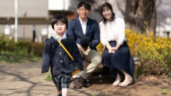 Conheça a empresa japonesa onde você pode alugar uma família completa