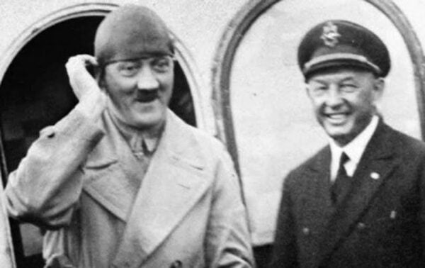 hitler toca Conheça as fotos de Hitler que ele mesmo censurou hitler toca