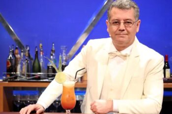 Por onde anda o ex-garçom Alex após o fim do Programa do Jô?