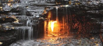 7 lugares onde chamas naturais estão acesas há séculos