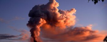 A erupção de um único vulcão poderia destruir toda a vida na Terra?