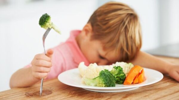 108591183 gettyimages 175727304 Adolescente fica cego por causa de alimentação à base de batatas fritas 108591183 gettyimages 175727304