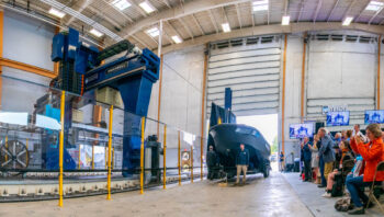 Vídeo incrível mostra impressora 3D fazendo um barco inteiro