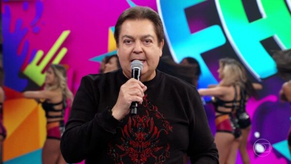 fausto 11179480 Quanto ganha o Faustão e outros apresentadores da Globo fausto 11179480