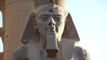 Ramsés II, o faraó mulherengo que teve 152 filhos