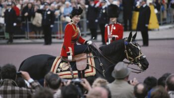 O dia que um adolescente tentou matar a Rainha Elizabeth II