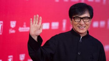 Jackie Chan oferece recompensa para encontrar a cura do Coronavírus