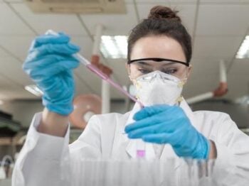 Conheça o lugar que está dando 4.500 dólares para quem quiser ser infectado pelo Coronavírus