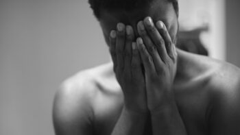 7 frases que você jamais deve dizer a quem tem depressão