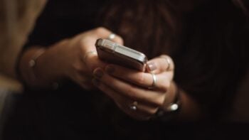 A Microsoft criou um chatbot para ajudar nas denúncias de relacionamentos abusivos