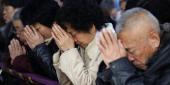 Mulher vai à igreja na Coreia do Sul e contamina 5000 pessoas
