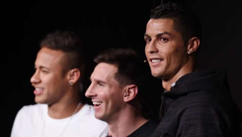 Veja quem são os 5 jogadores de futebol que mais ganham dinheiro com Instagram