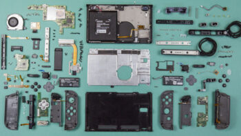 O que existe dentro de um Nintendo Switch desmontado?