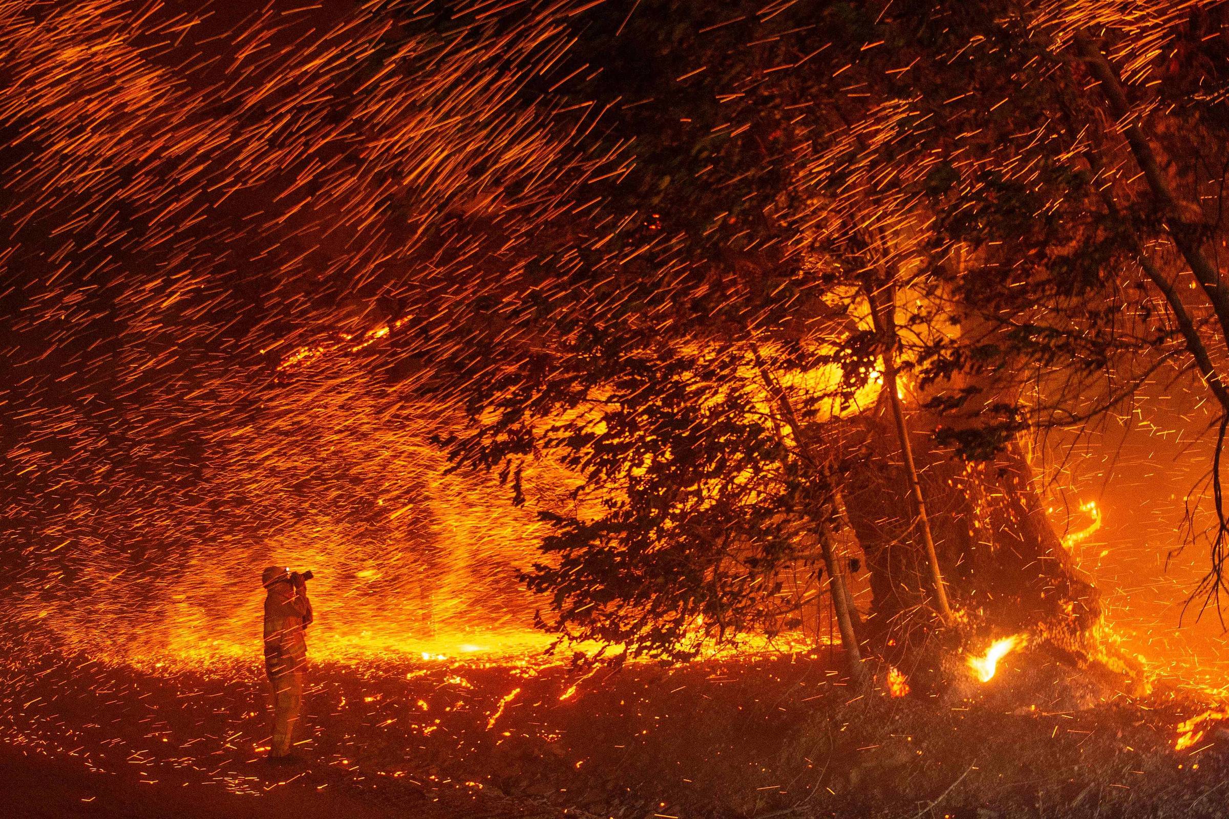 Essas imagens chocantes mostram a devastação dos incêndios nos EUA