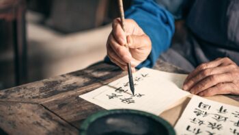 Qual a melhor idade para se aprender um idioma novo?