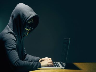 Conheça o grupo hacker que doa dinheiro roubado para caridade