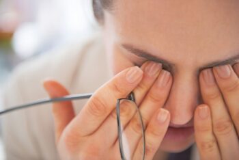 Por que, às vezes, os nossos olhos começam a tremer?
