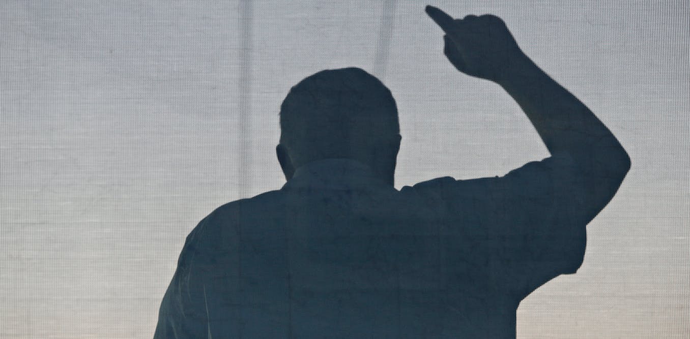 Pessoas extremistas seriam mais burras? Estudo responde